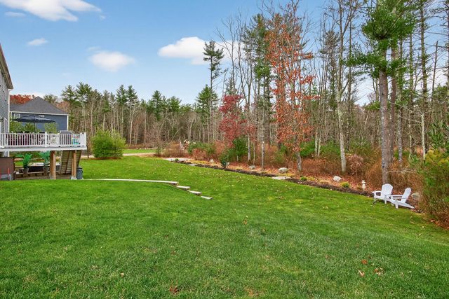 40 Brisan Way, Pembroke, MA 02359