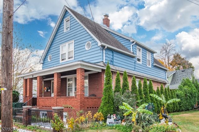 58 Hathaway St, Wallington Boro, NJ 07057