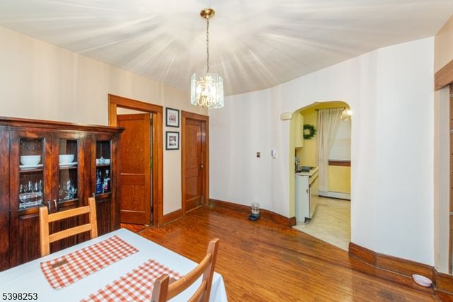 58 Hathaway St, Wallington Boro, NJ 07057