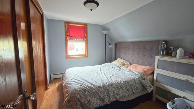 58 Hathaway St, Wallington Boro, NJ 07057