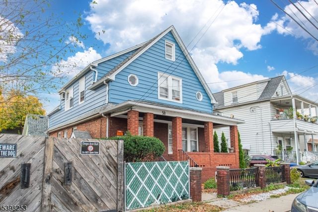 58 Hathaway St, Wallington Boro, NJ 07057