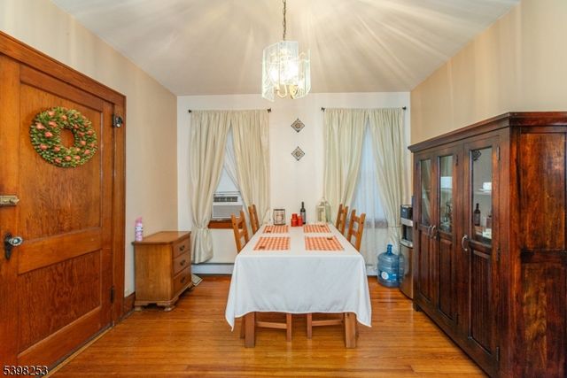 58 Hathaway St, Wallington Boro, NJ 07057