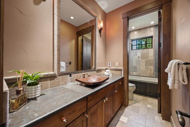 3015 West Lake Boulevard, Homewood, CA 96141