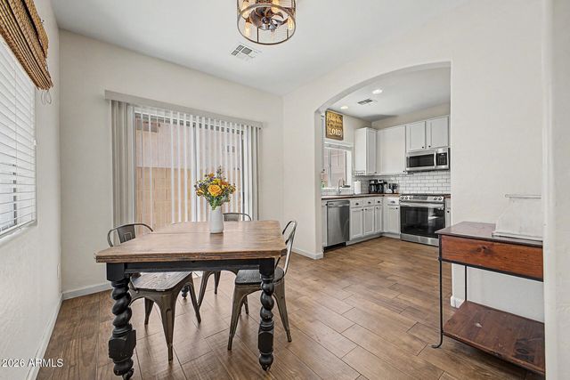 14242 W COUNTRY GABLES Drive, Surprise, AZ 85379