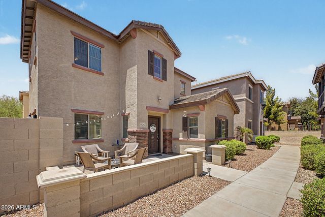 14242 W COUNTRY GABLES Drive, Surprise, AZ 85379