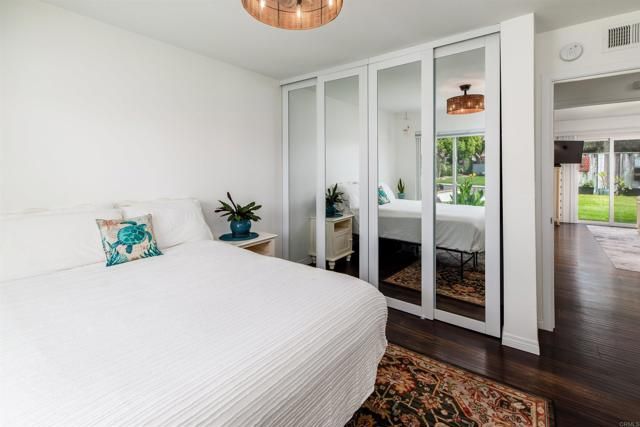 2416 La Pluma Lane, Carlsbad, CA 92009