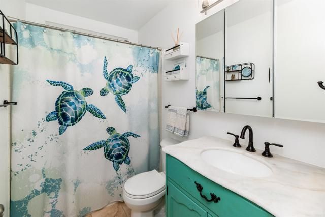 2416 La Pluma Lane, Carlsbad, CA 92009