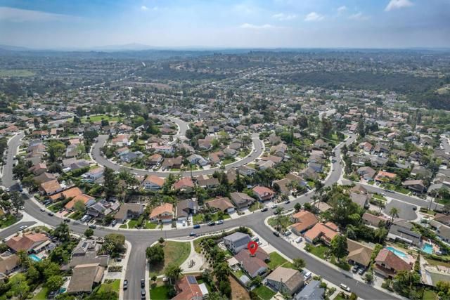 2416 La Pluma Lane, Carlsbad, CA 92009