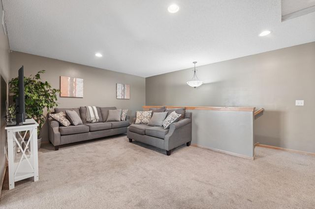 1529 111th Drive NE C, Blaine, MN 55449