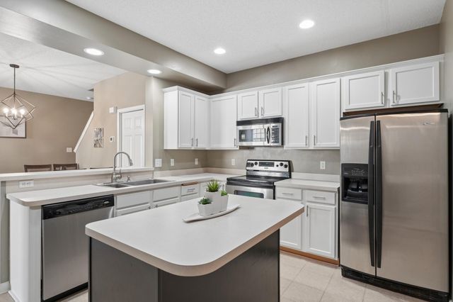 1529 111th Drive NE C, Blaine, MN 55449