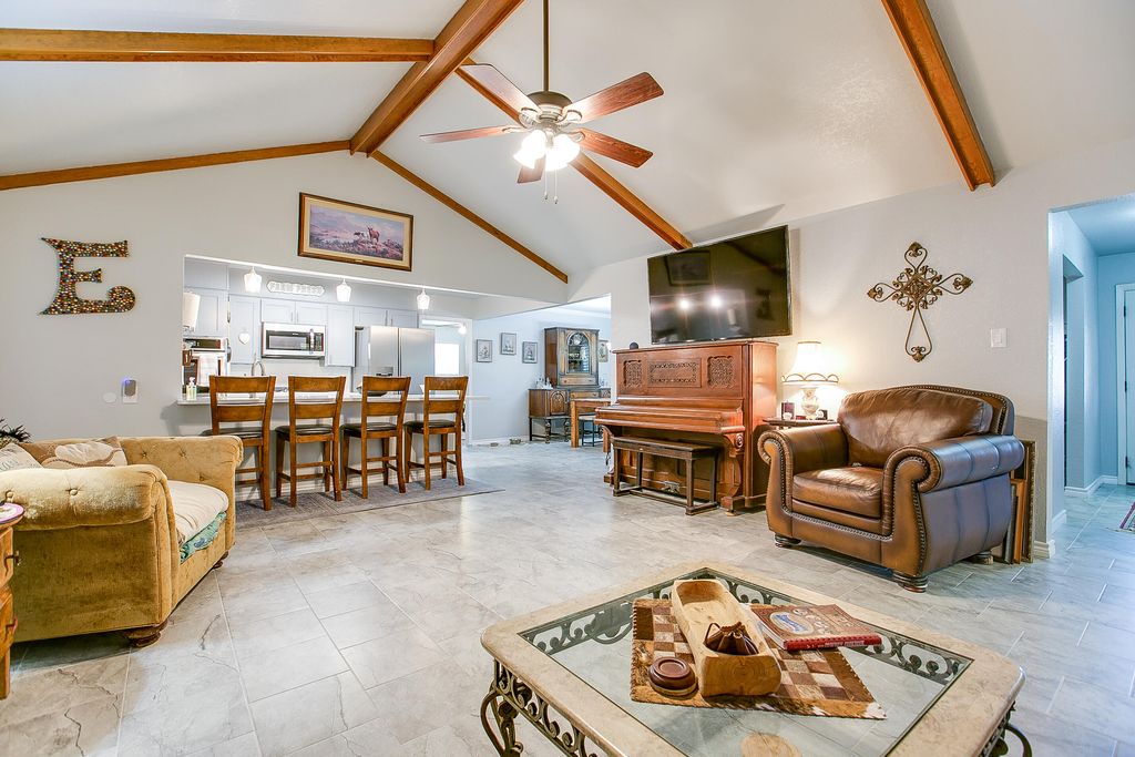 Image 11 of property listing at 3226 Timber Ridge Drive, San Angelo, TX 76904