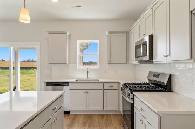 2324 Mill Loop, Spartanburg, SC 29301