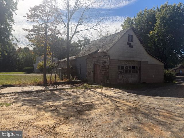 107 RT-73, Hammonton, NJ 08037
