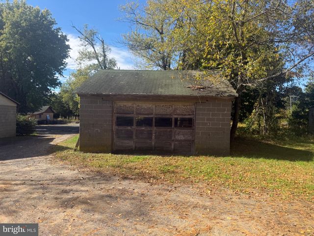 107 RT-73, Hammonton, NJ 08037