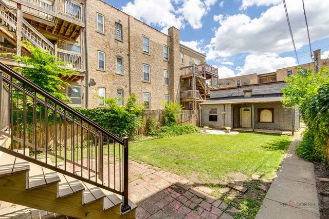 3105 W Leland Avenue, Chicago, IL 60625