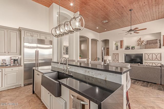 4317 N BRIGHTON Circle, Mesa, AZ 85207