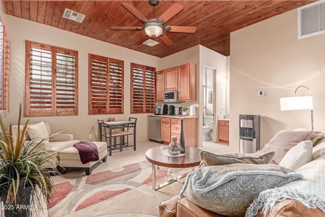 4317 N BRIGHTON Circle, Mesa, AZ 85207