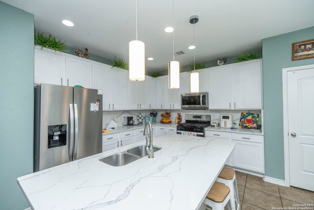 23503 Woodlawn, San Antonio, TX 78259