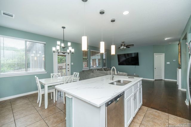 23503 Woodlawn, San Antonio, TX 78259