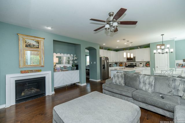 23503 Woodlawn, San Antonio, TX 78259