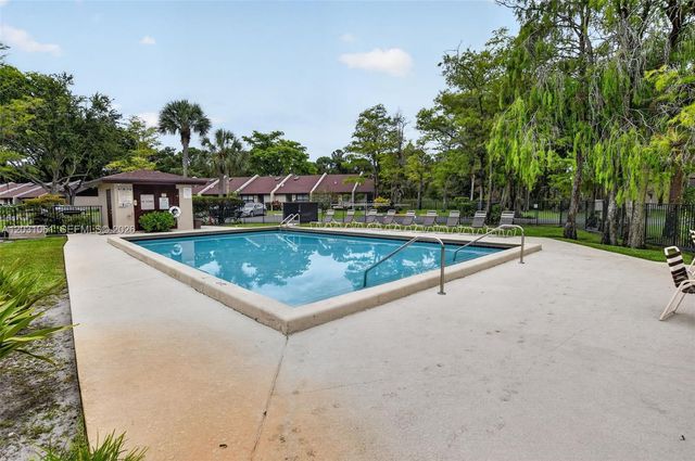 775 NW 47th Street, Deerfield Beach, FL 33064