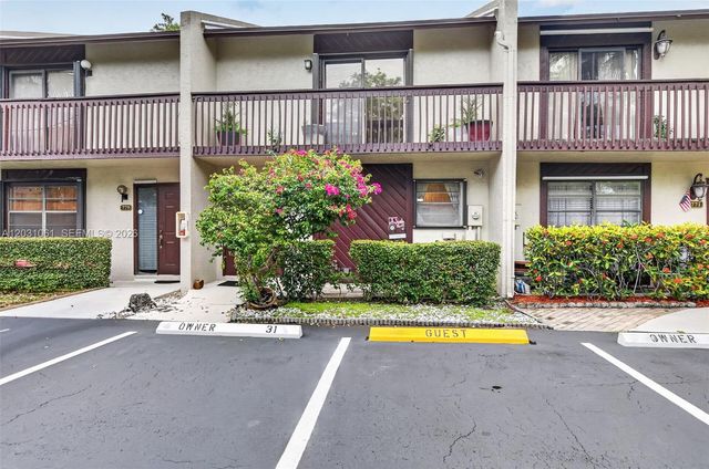 775 NW 47th Street, Deerfield Beach, FL 33064