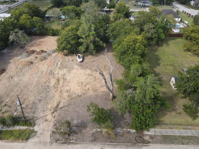 4533 Glengarry Road, Houston, TX 77048