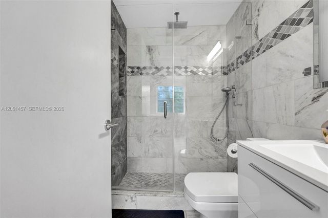 1460 Ocean Dr 305, Miami Beach, FL 33139