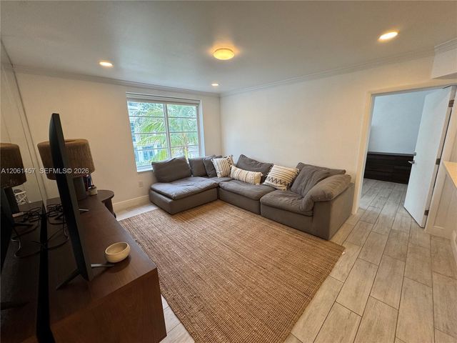 1460 Ocean Dr 305, Miami Beach, FL 33139