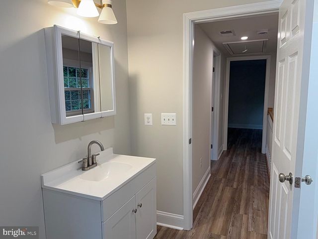 18 BOLTON BRANCH LN, Huntly, VA 22640