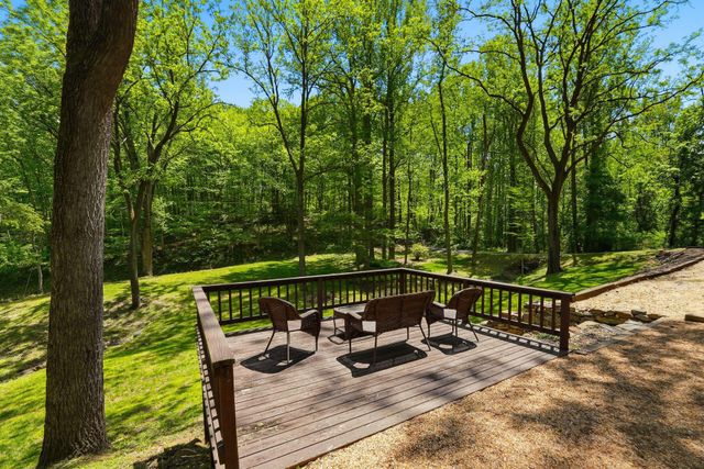 18 BOLTON BRANCH LN, Huntly, VA 22640