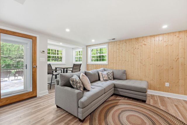18 BOLTON BRANCH LN, Huntly, VA 22640
