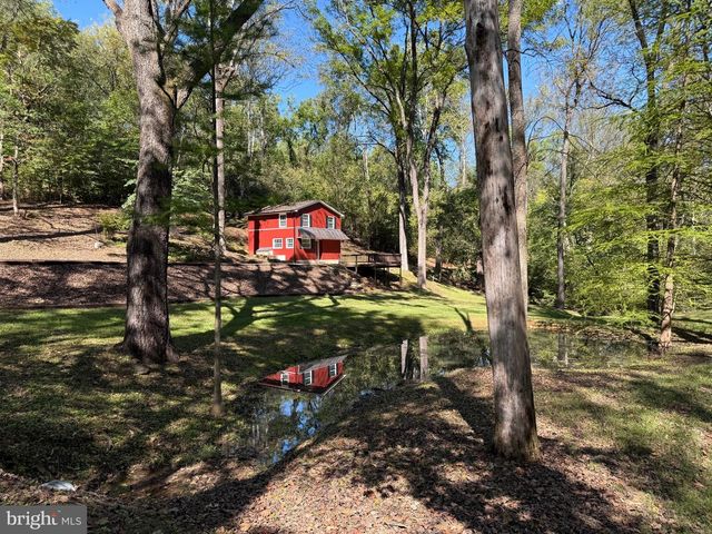 18 BOLTON BRANCH LN, Huntly, VA 22640