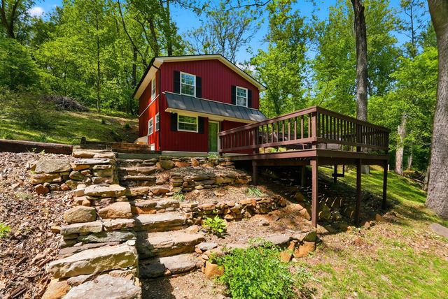 18 BOLTON BRANCH LN, Huntly, VA 22640
