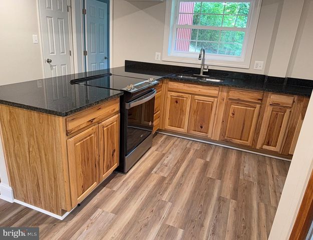 18 BOLTON BRANCH LN, Huntly, VA 22640