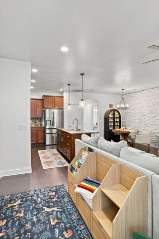 429 Waterbrook Dr, Mount Juliet, TN 37122