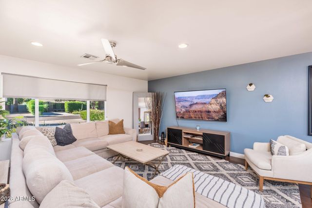 8426 E BONITA Drive, Scottsdale, AZ 85250