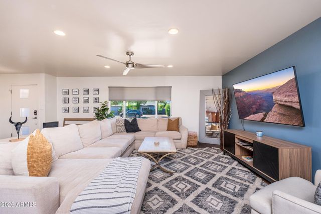8426 E BONITA Drive, Scottsdale, AZ 85250
