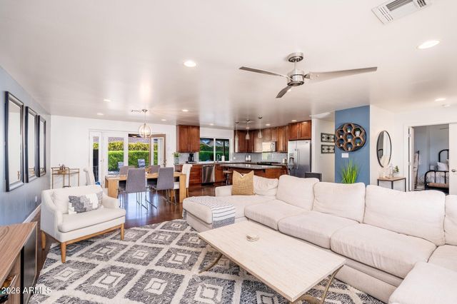 8426 E BONITA Drive, Scottsdale, AZ 85250