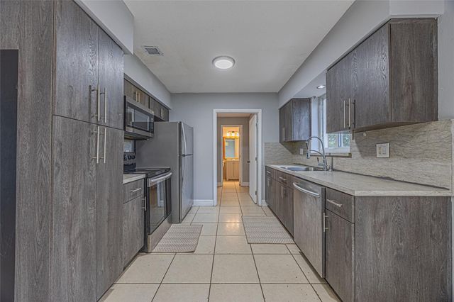 5602 Jefferson Street, Hollywood, FL 33023