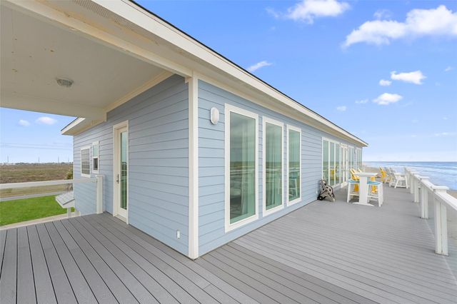 11851 Sunbather Lane, Galveston, TX 77554