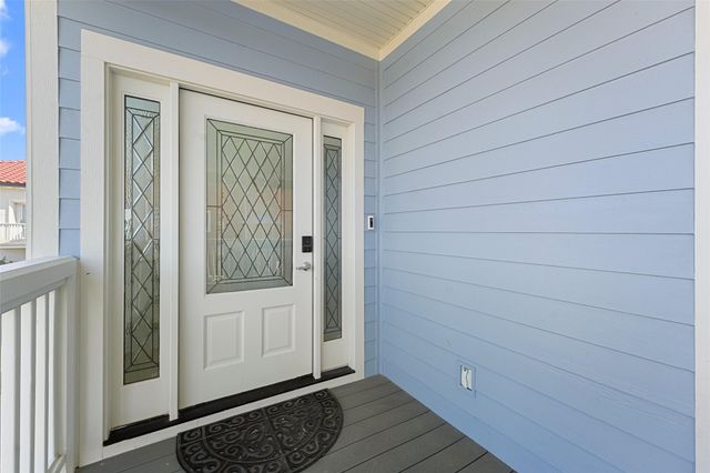 11851 Sunbather Lane, Galveston, TX 77554