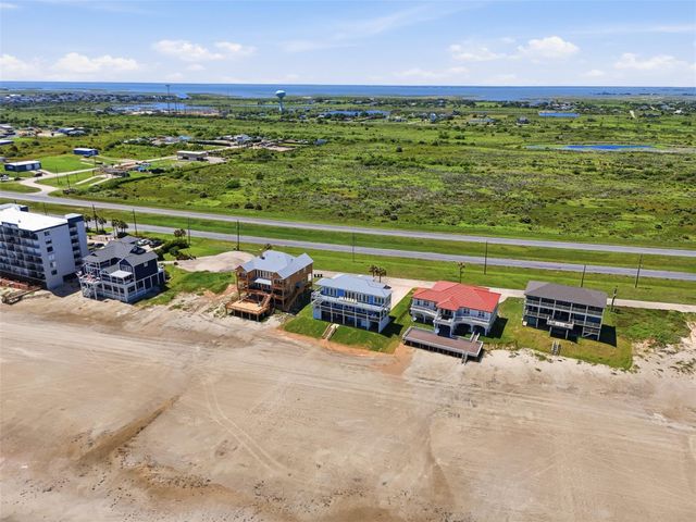 11851 Sunbather Lane, Galveston, TX 77554