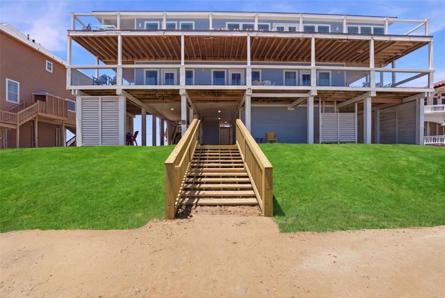 11851 Sunbather Lane, Galveston, TX 77554