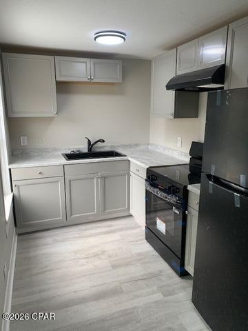 332 N Center Avenue A, Panama City, FL 32401