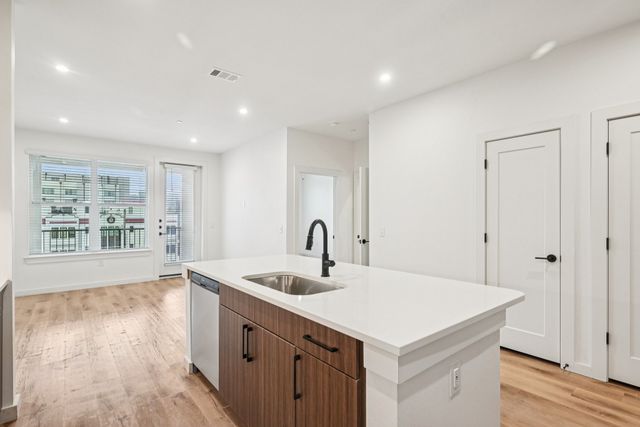 2016 S Ervay Street B1, Dallas, TX 75215