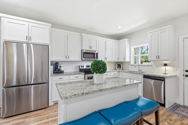 2408 Garden Drive, Dallas, TX 75215