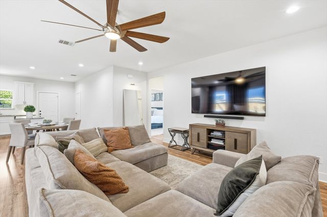 2408 Garden Drive, Dallas, TX 75215