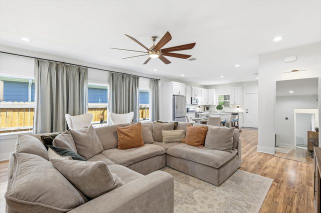 2408 Garden Drive, Dallas, TX 75215