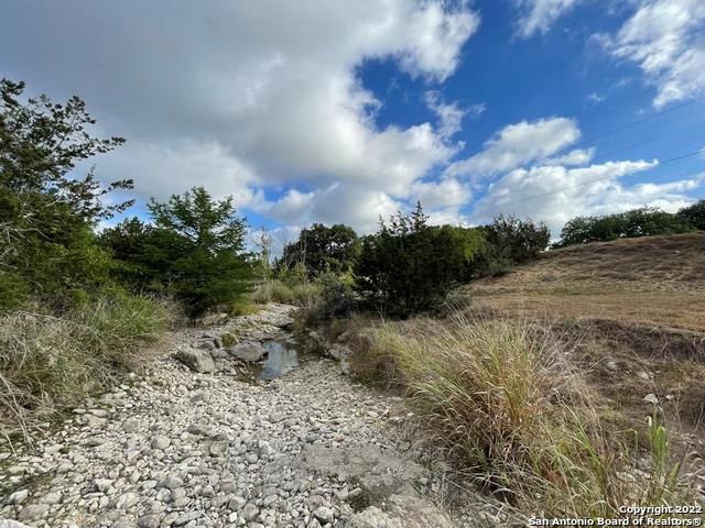 326 Rocky Creek Rd, Medina, TX 78055